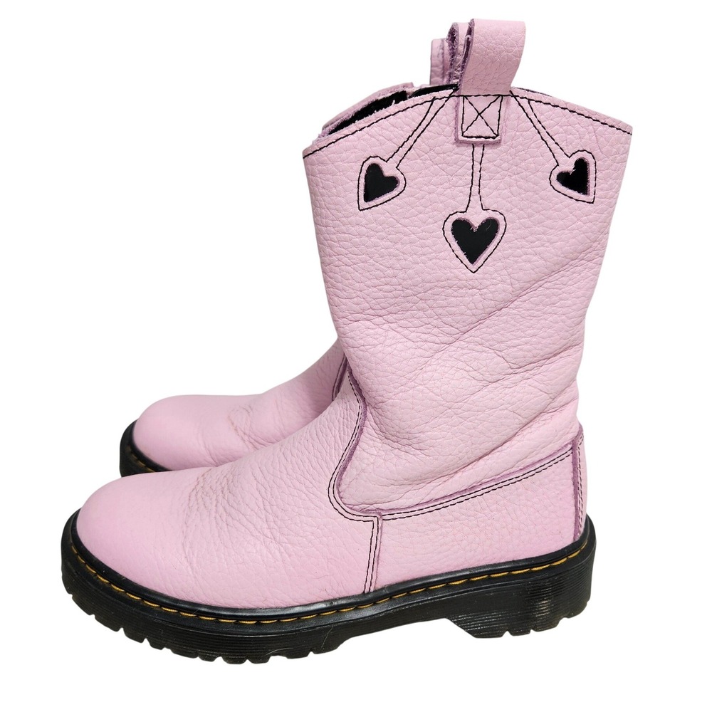 Doc Martens Bex Heart P-O Boot, Pale Pink-Black Kids Girls 3 EU 34